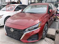 نيسان ألتيما